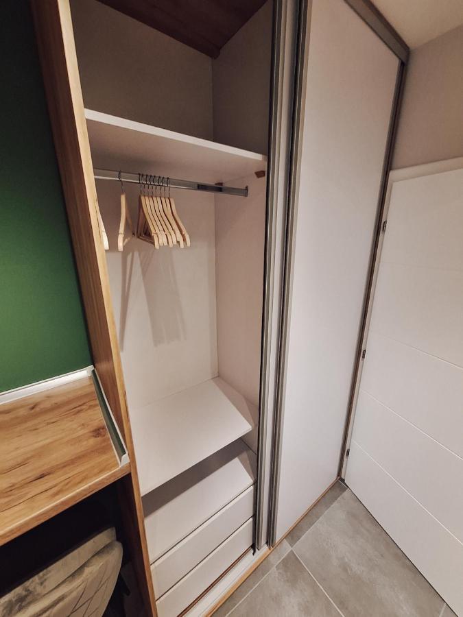 Azimut Apartman ビイェリナ エクステリア 写真