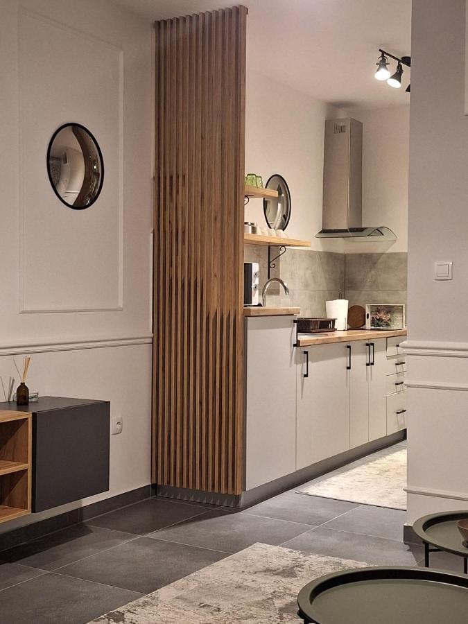 Azimut Apartman ビイェリナ エクステリア 写真