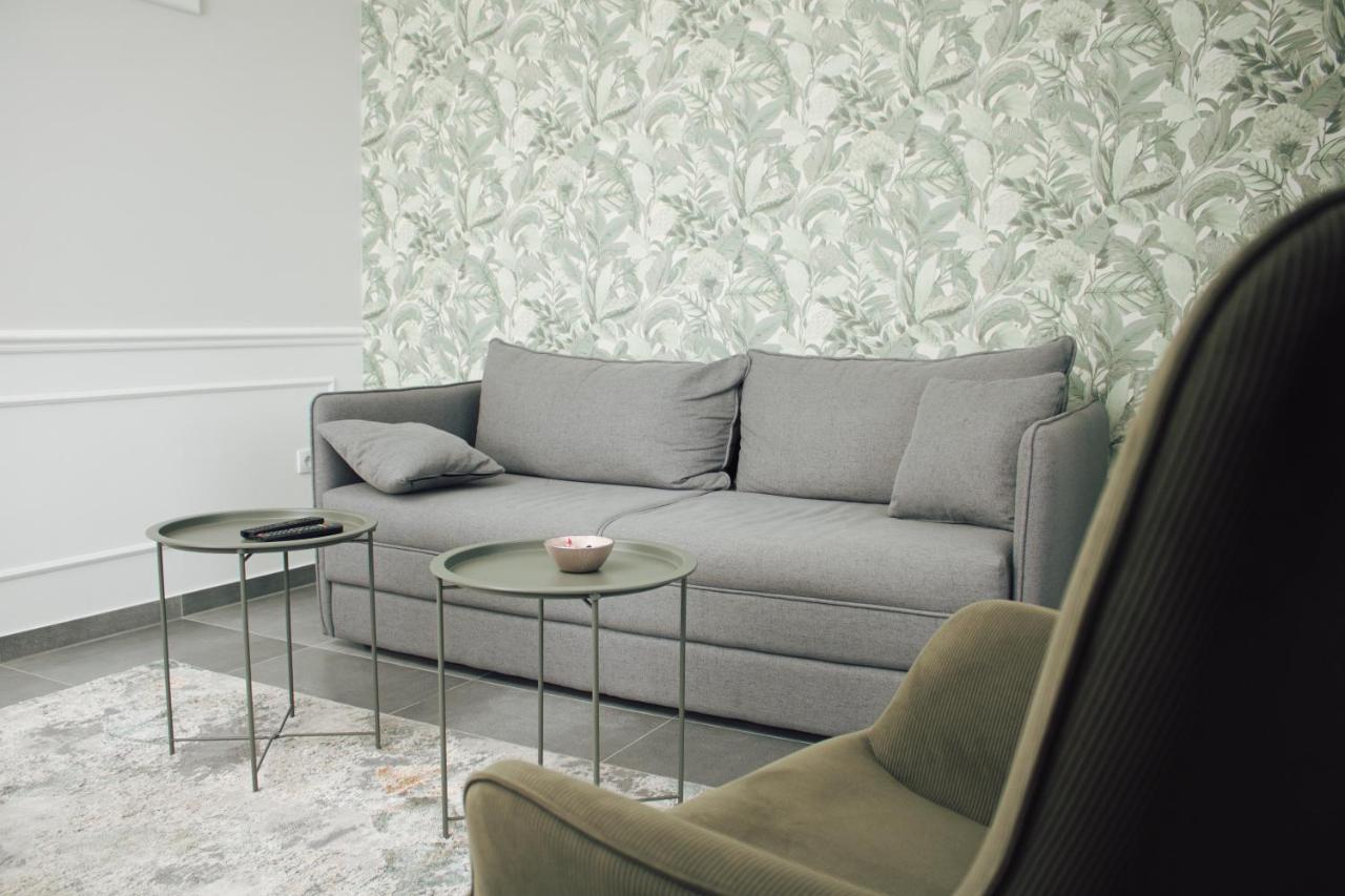 Azimut Apartman ビイェリナ エクステリア 写真